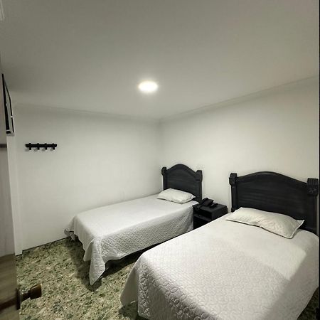 Hotel Nuevo Horizonte E.M.J بوغوتا المظهر الخارجي الصورة