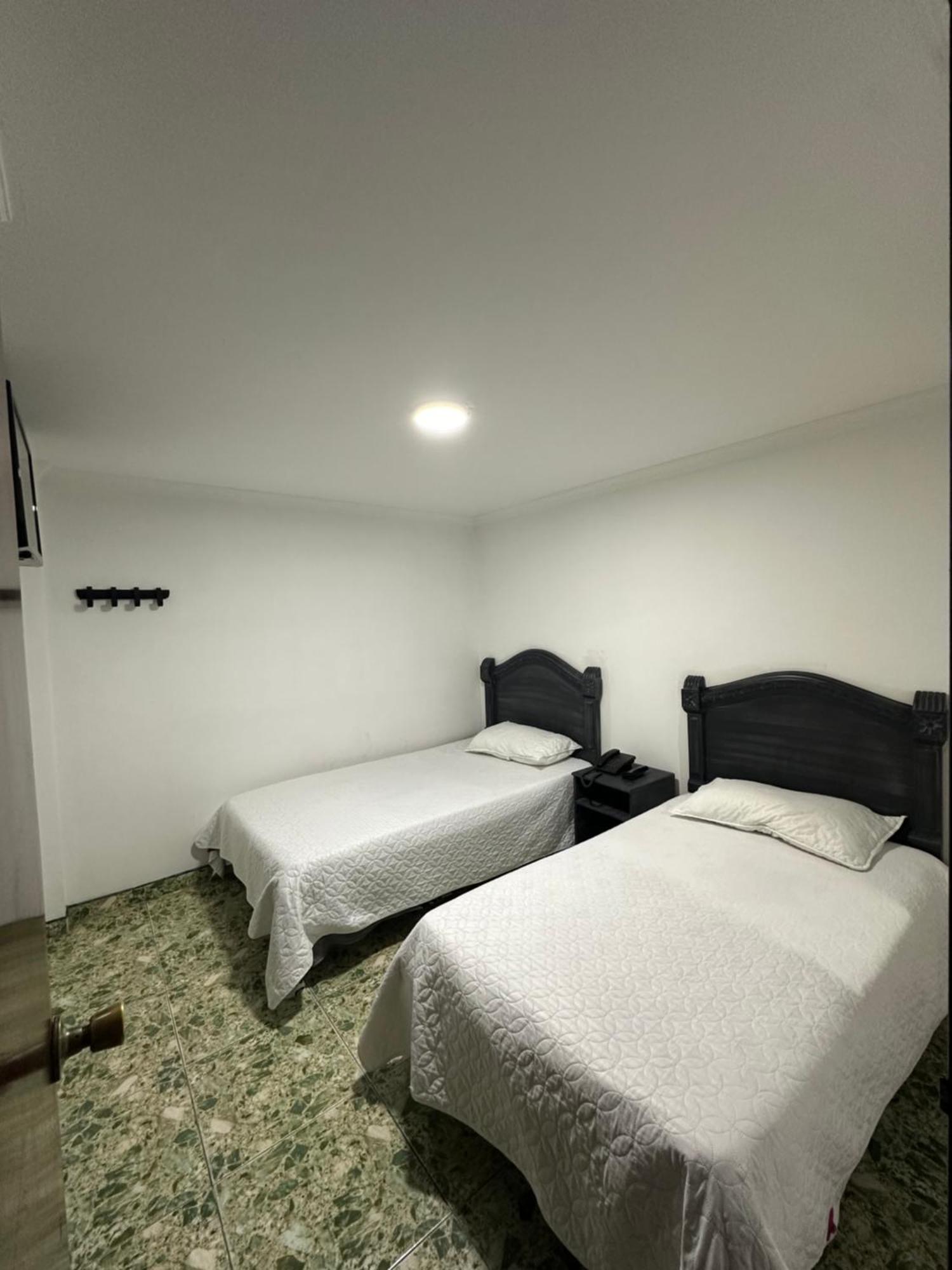 Hotel Nuevo Horizonte E.M.J بوغوتا المظهر الخارجي الصورة